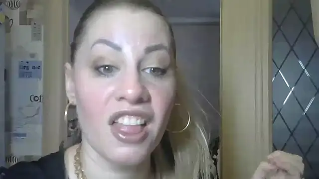 TherestlessKitty online show from 17, 3, 2025