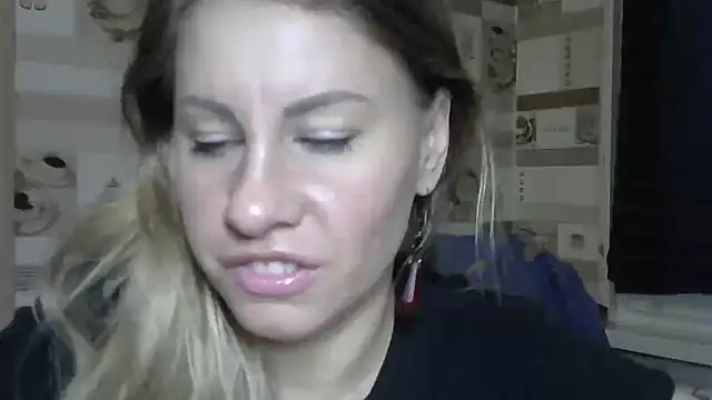 TherestlessKitty online show from 17, 11, 2025