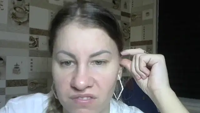 TherestlessKitty online show from 10, 1, 2026