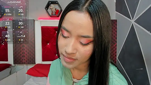 Karoll014 online show from 13, 2, 2025