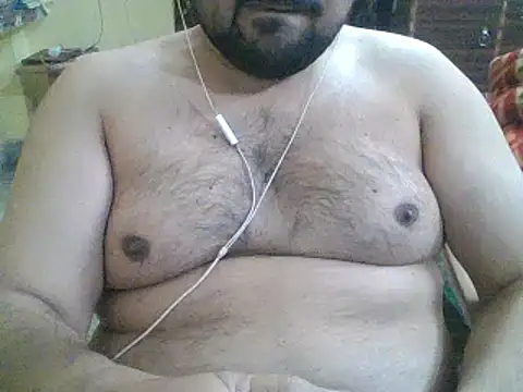 Snapshot of ARYANAVAILABLE chatting on 3, 2, 2025 ARYANAVAILABLE online show from 3, 2, 2025