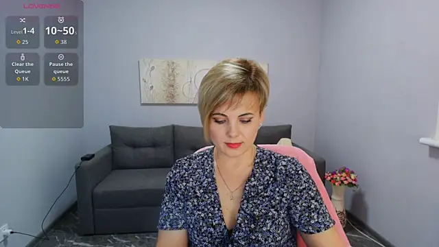 Julia Wilsone online show from 5, 2, 2026