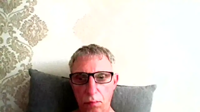 Snapshot of BobbyXRoyal chatting on 28, 6, 2026 BobbyXRoyal online show from 28, 6, 2026