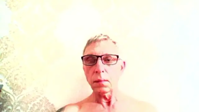 Snapshot of BobbyXRoyal chatting on 30, 6, 2026 BobbyXRoyal online show from 30, 6, 2026