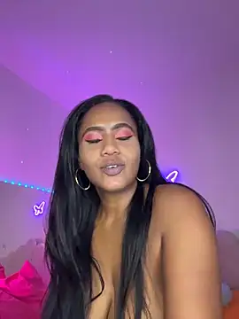 Snapshot of AlisonHoot69 chatting on 25, 5, 2026 AlisonHoot69 online show from 25, 5, 2026
