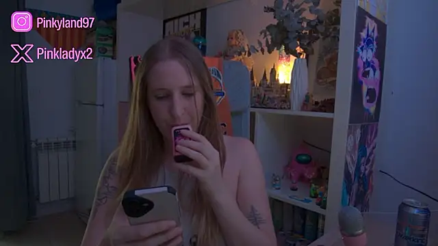 Snapshot of Pinkyladyxxx chatting on 21, 2, 2026 Pinkyladyxxx online show from 21, 2, 2026