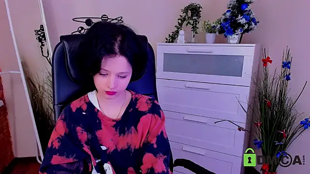 Snapshot of Alina_Mills chatting on 30, 12, 2024 Alina Mills online show from 30, 12, 2024