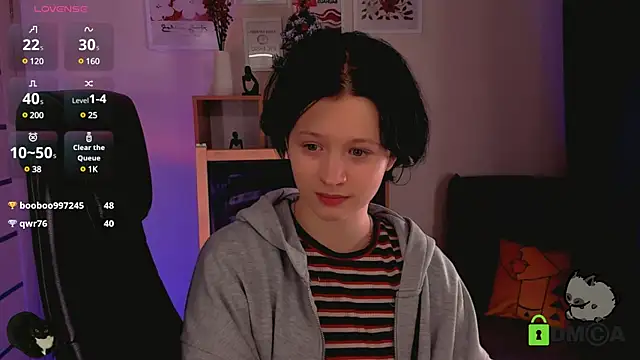Snapshot of Alina_Mills chatting on 2, 1, 2025 Alina Mills online show from 2, 1, 2025