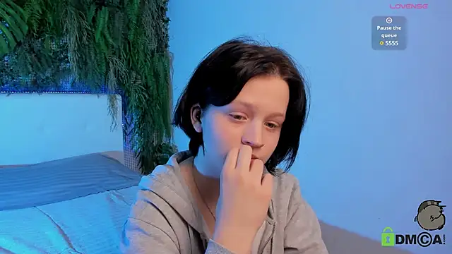 Snapshot of Alina_Mills chatting on 3, 2, 2025 Alina Mills online show from 3, 2, 2025