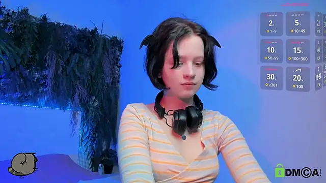 Snapshot of Alina_Mills chatting on 6, 2, 2025 Alina Mills online show from 6, 2, 2025