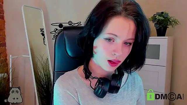 Snapshot of Alina_Mills chatting on 20, 3, 2025 Alina Mills online show from 20, 3, 2025