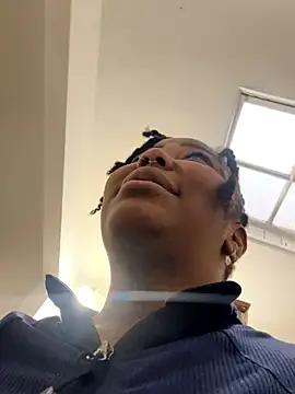 Goddess Nafeesha online show from 31, 10, 2025