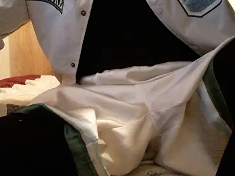 bravo23toro online show from 15, 4, 2026