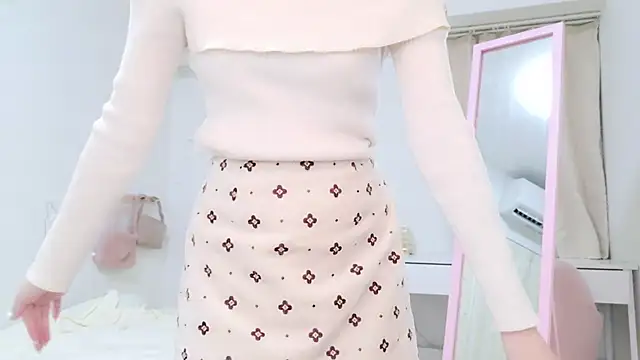 Sayuringo  online show from 11, 3, 2025