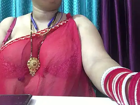 Snapshot of Desi_bhabhiii chatting on 4, 12, 2024 Desi bhabhiii online show from 4, 12, 2024