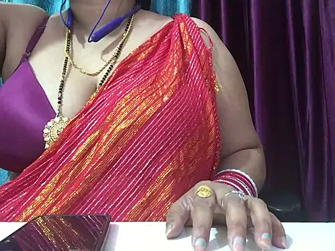 Snapshot of Desi_bhabhiii chatting on 5, 12, 2024 Desi bhabhiii online show from 5, 12, 2024