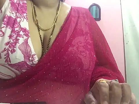 Snapshot of Desi_bhabhiii chatting on 28, 12, 2024 Desi bhabhiii online show from 28, 12, 2024