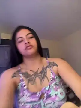  luna torres online show from 5, 4, 2026