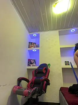  luna torres online show from 16, 4, 2026