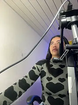 luna torres online show from 20, 7, 2026
