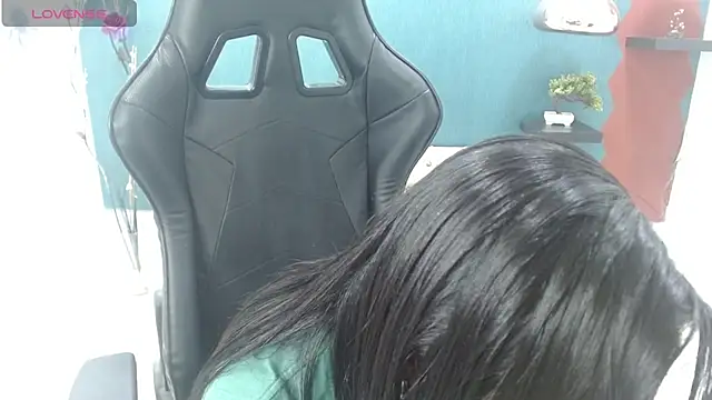 Melikasweetz online show from 12, 2, 2025