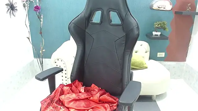 Melikasweetz online show from 14, 2, 2025