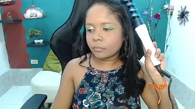 Melikasweetz online show from 1, 3, 2025