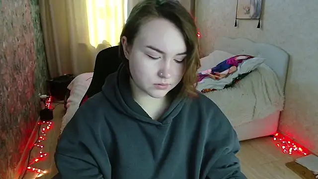 Snapshot of Jenny_Fox chatting on 24, 4, 2026 Jenny Fox online show from 24, 4, 2026
