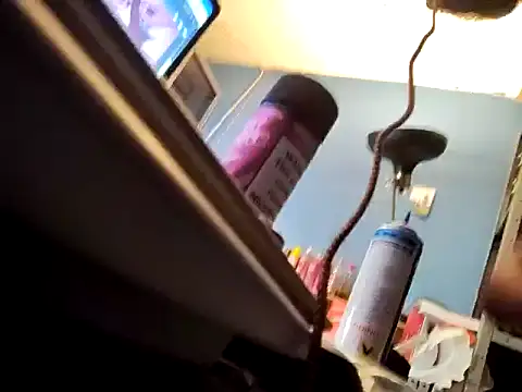 Snapshot of C8L3U chatting on 8, 12, 2024 C8L3U online show from 8, 12, 2024