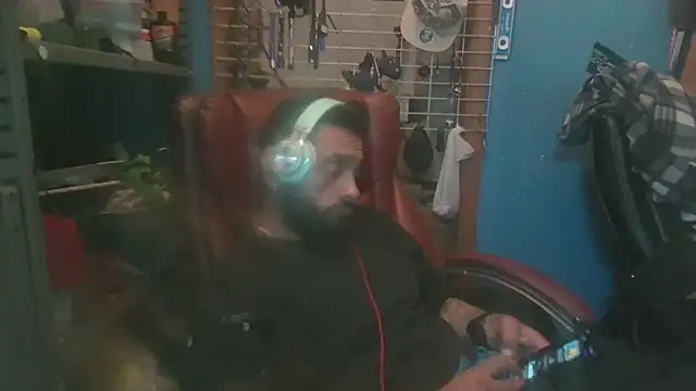 Snapshot of C8L3U chatting on 16, 2, 2025 C8L3U online show from 16, 2, 2025