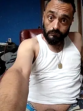 Snapshot of C8L3U chatting on 1, 3, 2026 C8L3U online show from 1, 3, 2026