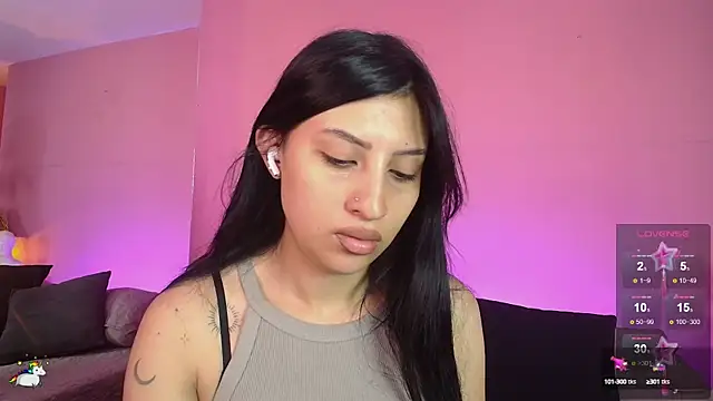 Snapshot of Nicolette_ks_ chatting on 7, 1, 2025 Nicolette ks online show from 7, 1, 2025