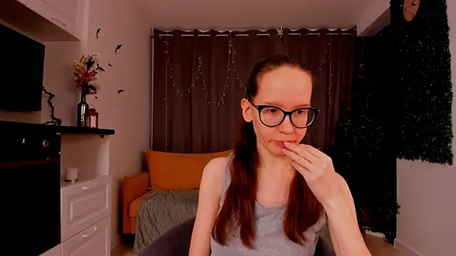 Snapshot of BettyBrowni chatting on 26, 1, 2025 BettyBrowni online show from 26, 1, 2025