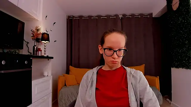 Snapshot of BettyBrowni chatting on 16, 2, 2025 BettyBrowni online show from 16, 2, 2025