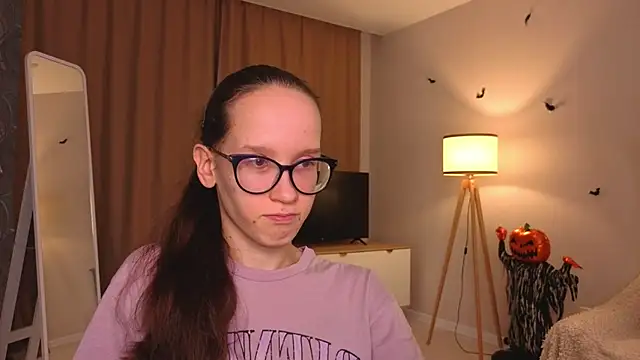 BettyBrowni online show from 24, 11, 2025