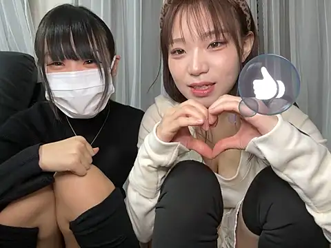 Snapshot of Riri__oo chatting on 11, 1, 2025 Riri oo online show from 11, 1, 2025