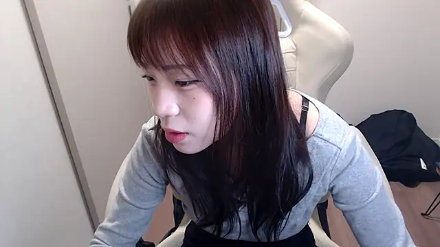 Snapshot of Riri__oo chatting on 31, 1, 2025 Riri oo online show from 31, 1, 2025