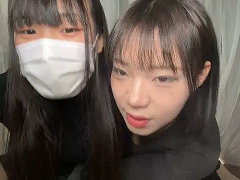 Snapshot of Riri__oo chatting on 1, 3, 2025 Riri oo online show from 1, 3, 2025