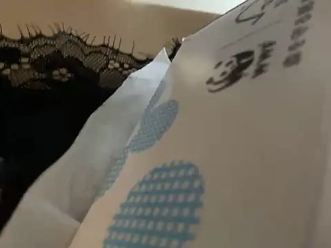 Snapshot of Riri__oo chatting on 4, 3, 2025 Riri oo online show from 4, 3, 2025