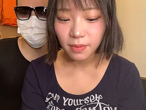 Snapshot of Riri__oo chatting on 12, 3, 2025 Riri oo online show from 12, 3, 2025