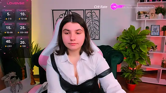 Snapshot of Viola__Shy chatting on 18, 1, 2025 Viola Shy online show from 18, 1, 2025