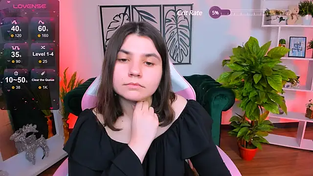 Snapshot of Viola__Shy chatting on 25, 1, 2025 Viola Shy online show from 25, 1, 2025