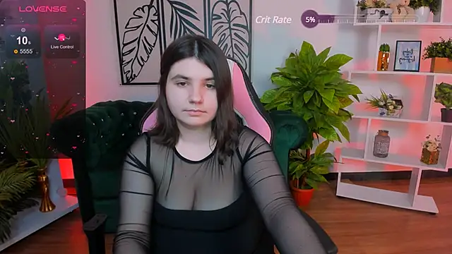 Snapshot of Viola__Shy chatting on 16, 2, 2025 Viola Shy online show from 16, 2, 2025