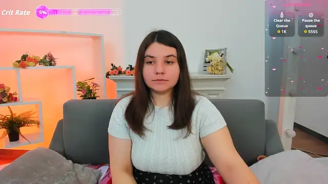 Snapshot of Viola__Shy chatting on 19, 9, 2025 Viola Shy online show from 19, 9, 2025