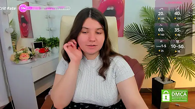 Snapshot of Viola__Shy chatting on 8, 10, 2025 Viola Shy online show from 8, 10, 2025