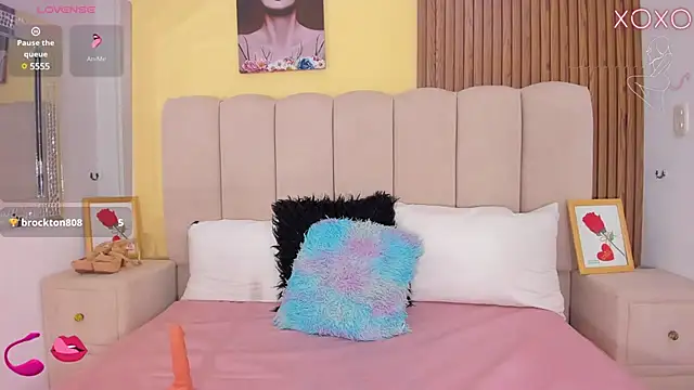 EmmyCruzZ online show from 27, 2, 2025