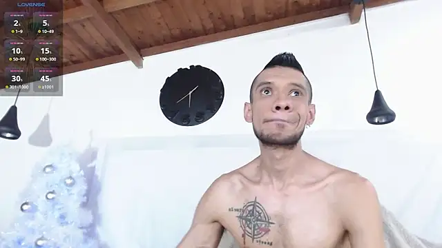 Snapshot of BIGZEHUZ chatting on 5, 12, 2024 BIGZEHUZ online show from 5, 12, 2024