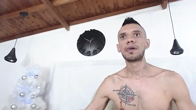 Snapshot of BIGZEHUZ chatting on 24, 12, 2024 BIGZEHUZ online show from 24, 12, 2024