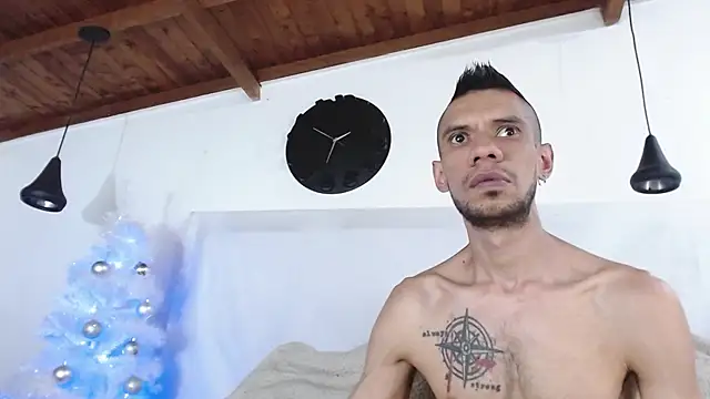 Snapshot of BIGZEHUZ chatting on 3, 1, 2025 BIGZEHUZ online show from 3, 1, 2025