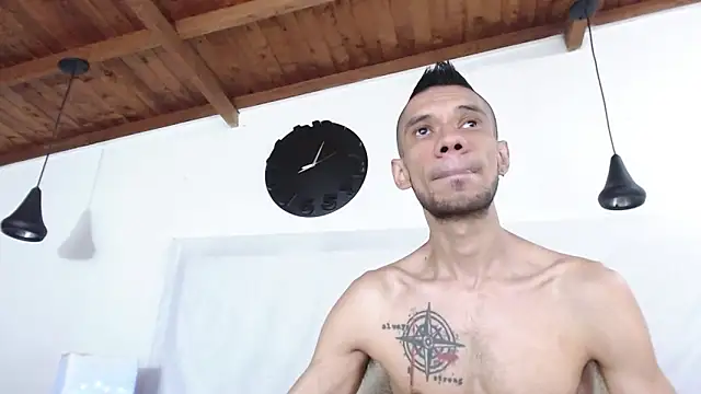 Snapshot of BIGZEHUZ chatting on 25, 1, 2025 BIGZEHUZ online show from 25, 1, 2025